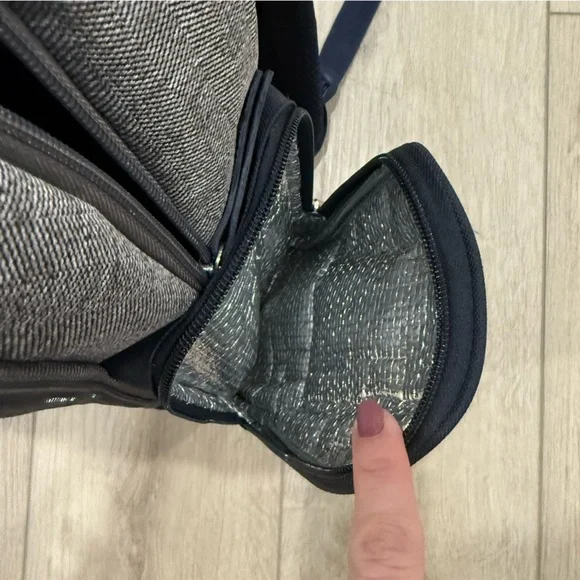 🌺 BB GEAR Navy Blue and Gray Diaper Bag Backpack - Picture 8 of 16